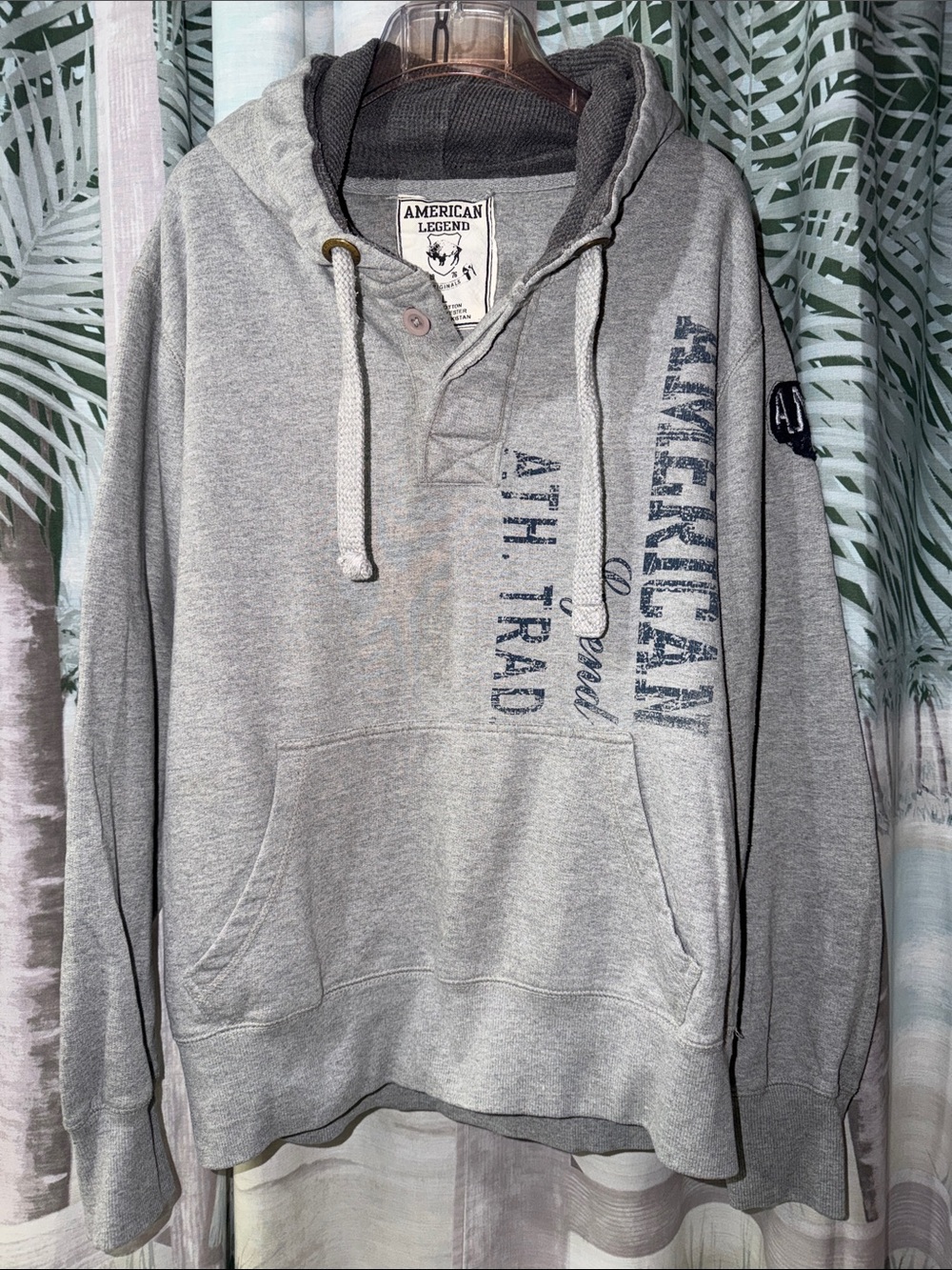 Men's Light Gray Hooded Pullover Sweatshirt